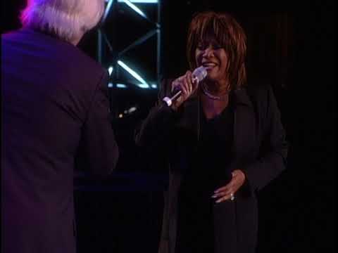 Patti LaBelle & Michael McDonald - 2000 - On My Own (Live)
