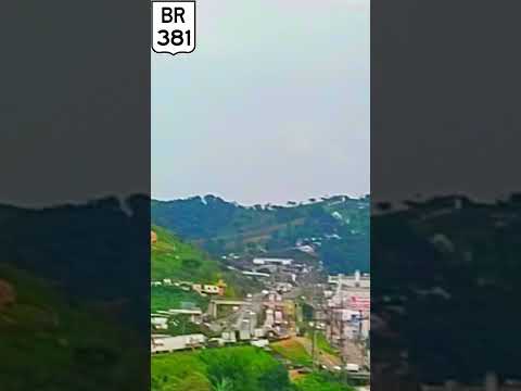 Trânsito lento na BR 381,Fernão Dias em Cambuí,Sul de Minas.