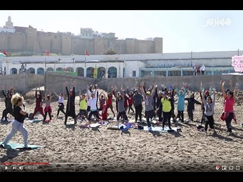بمناسبة عيد المرأة .. نساء يمارسن أنشطة رياضية بشاطئ الرباط احتفالا بيومهم العالمي