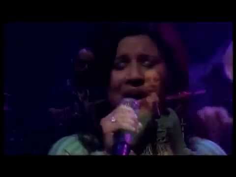 הדג נחש  עם ליאורה יצחק-חליפות (בהופעה)