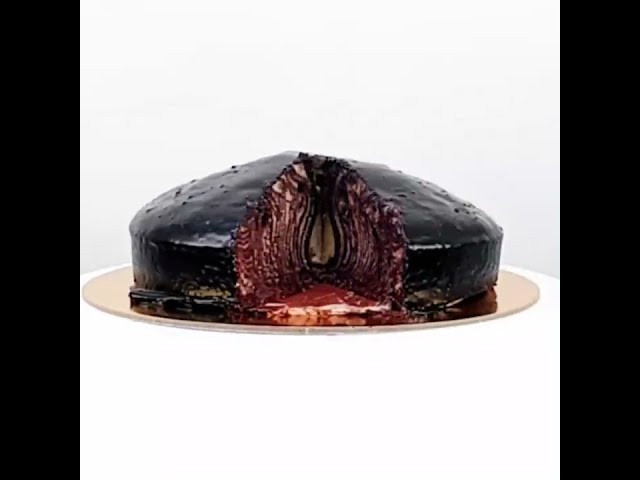 كيكة مخططة طبق - مكة فقط