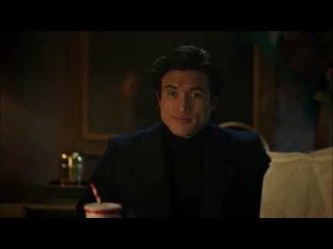 Riverdale 6x09 Reggie clean up the mess what his Father did at casino and tells Veronica.