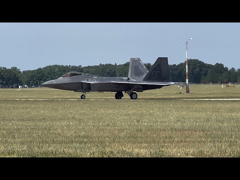 Battle Creek Air Show featuring F22 & F18