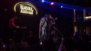 Yüksek Sadakat - Döneceksin Diye Söz Ver ( Hayal Kahvesi Canlı Performans )