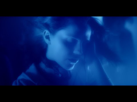 Sassy 009 - Tell Me feat. Blood Orange (Official Video)