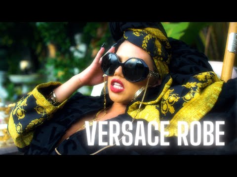 Video Versace Robe de Chanel West Coast 