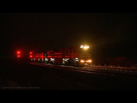 SCT 6MP9 Freight Train At Night - PoathTV Australian Railways