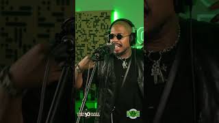 B.o.B &quot;Out of My Mind&quot; Performance