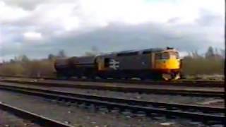 preview picture of video 'Memories of Thornton Junction with Class 26 Power.'