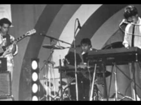 APARATO RARO - ultimatum (1985)