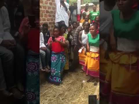 Engoma enganda - Omulangira Jjuuko Munnabuddu