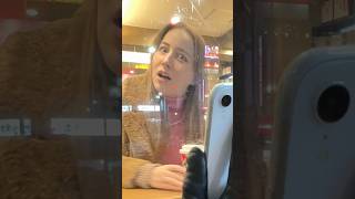 ナンパされたと思ったらただの意地悪？🤣￼　#ロシア人 #海外反応