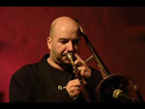 Giancarlo & his Trombone - A Flor e o Espinho