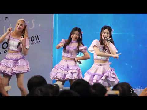 BNK48 Tarwaan - Hoshizora wo Kimi ni @ BNK48 12th Single Believers Roadshow [Fancam 4K 60p] 221008