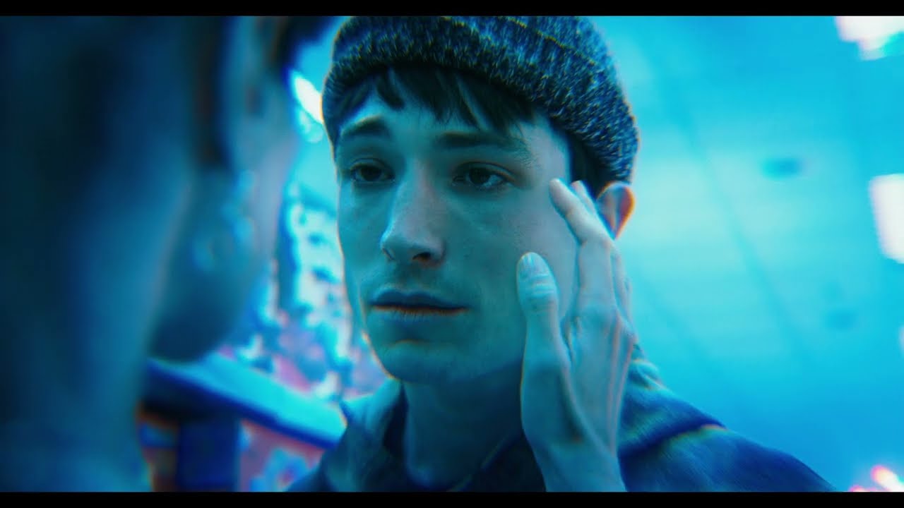 trailer Oficial