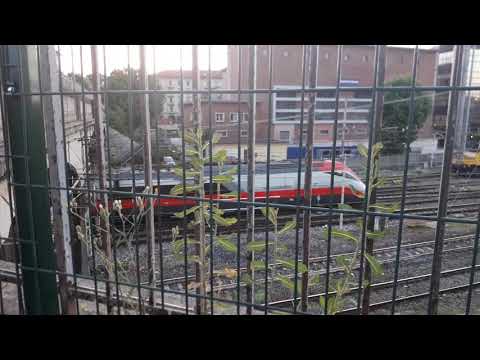 FRECCIAROSSA DA VENEZIA SANTA LUCIA A TORINO PORTA NUOVA ORE 20:50 RITARDO DI 20 MINUTI