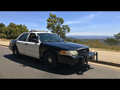 Ford Crown Victoria Police Interceptor In Australia - Short