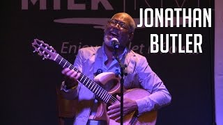 Jonathan Butler Sings &quot;Sara, Sara&quot; During &quot;The Quiet Storm Live&quot;