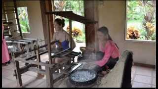 preview picture of video 'Hoian tailor tips on Trip Advisor - Hoi An Silk Village'