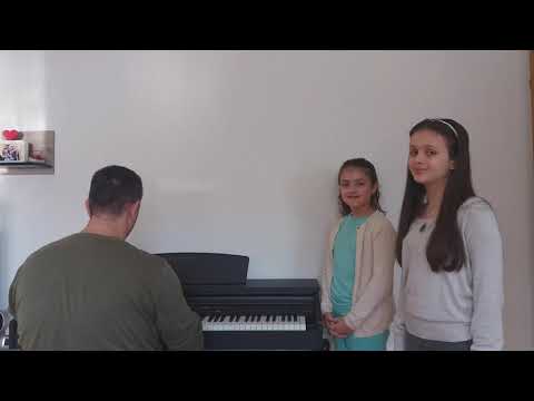 Ej Bitola koj te prokolna - Duet sestrite Nikolovski Ilina i Jovana