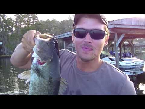 Skipping docks for big bass is AWESOME!!!! 6LBER