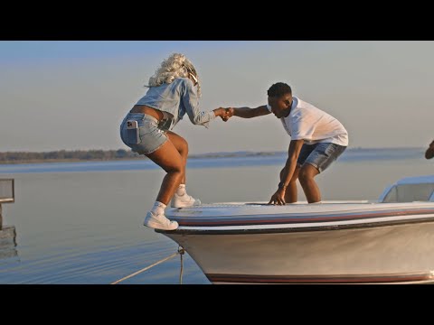 STYCE - Usandisiye ft. African Wine (Official Video)