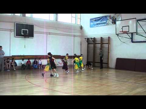 A.C.S.VIITORUL BUCURESTI LA C.MUN. BUCURESTI: CSS 4 - ACS VIITORUL SCOR FINAL 25-28