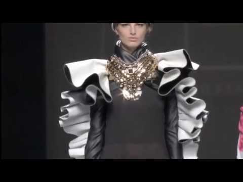 MARIA BARROS DESFILE EN MBFWMADRID FEBRERO 2013