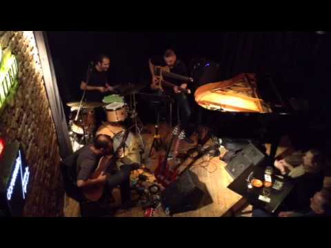 Cenk Erdogan Trio - Tatli Dillim