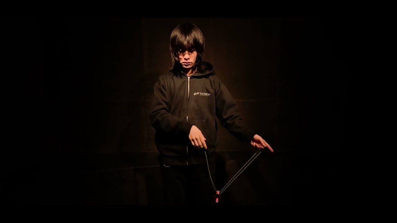 クロスキャッチスーサイドグリーントライアングル