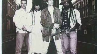 Big Audio Dynamite - The Bottom Line (HD)