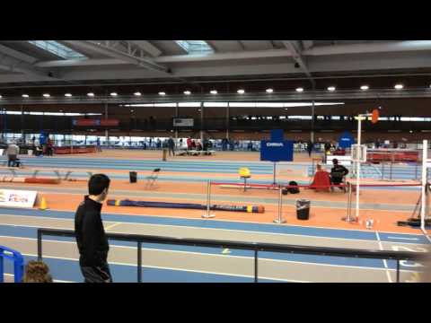 Régionaux salle Lyon - 17.01.16 - 200m CAM - la chute de Paul