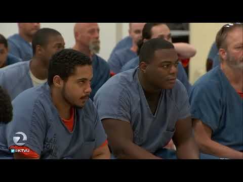 download lagu mp3 mp4 Forum Santa Rita, download lagu Forum Santa Rita gratis, unduh video klip Forum Santa Rita