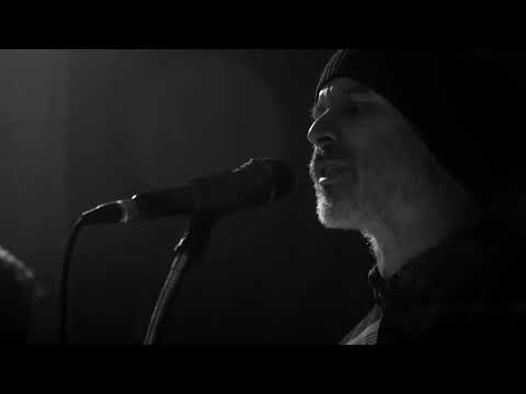 La Vela Puerca - Clarobscuro (Vivo A Contraluz)