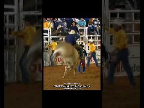 Fabrício Augusto Paz VS Raio X no Rodeio de Guapiaçu - SP 2005