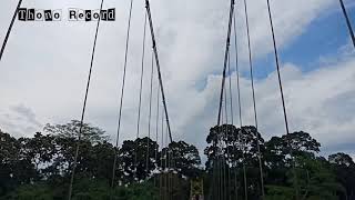 preview picture of video 'Perjalanan kami hari ini ke jembatan gantung magalau hilir_kelumpang barat_kab kotabaru'