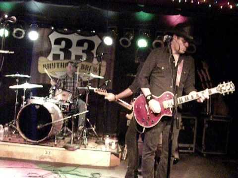 Roger Clyne & The Peacemakers - California Breakdown. Route 33 Rhythm And Brews. Wapak, OH. 4-27-15
