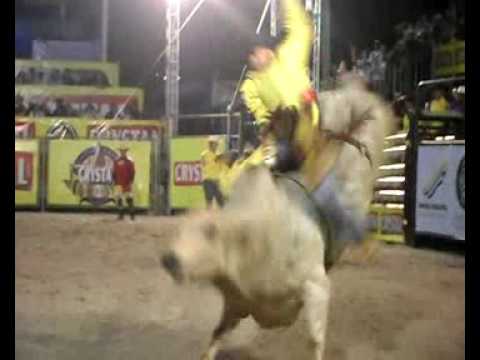 Helton Barbosa x Pertubado Cafifornia.avi