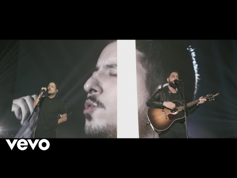 Os Arrais - Ele é (Ao Vivo)