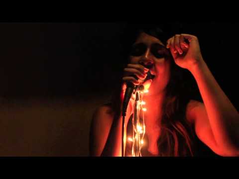 download lagu mp3 mp4 Hiatus Kaiyote Pune, download lagu Hiatus Kaiyote Pune gratis, unduh video klip Hiatus Kaiyote Pune