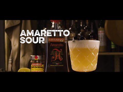 Amaretto Sour | How to Drink