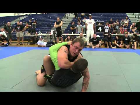 2011 FGO No Gi Quarter Finals Shaun Durfee vs Rafael Barbosa