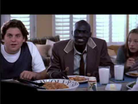 Extrañas Coincidencias   Tráiler en Español