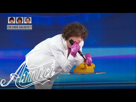 Amici 20 - Sangiovanni - Senza una donna