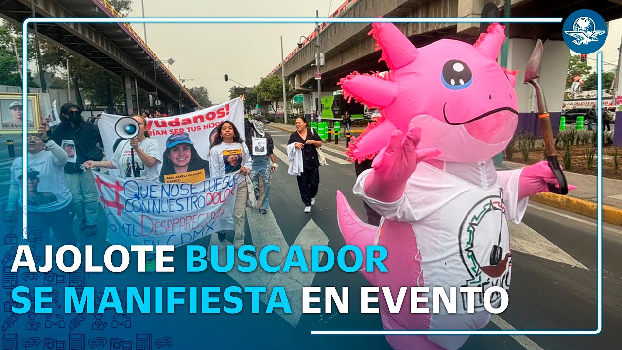 Con ajolote, madres buscadoras protestan en evento del Tour del Trofeo  del Mundial 2026
