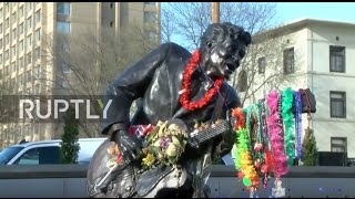 USA: Fans bid farewell to Chuck Berry before St Louis funeral