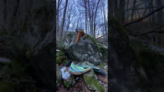 Video thumbnail de Chesnut five, 7a+. Brione