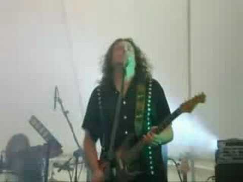 Gwyn Ashton - Jumping Jack Flash