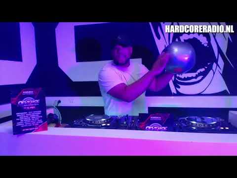 DJ Hard Effectz live in the Mix 💯 enjoying