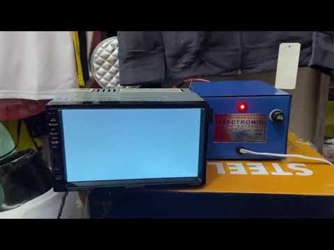 Auto estéreo de pantalla soundstream VM-75MPS